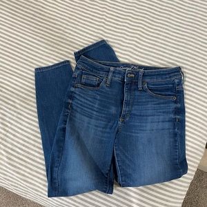 Universal thread high waisted jeans